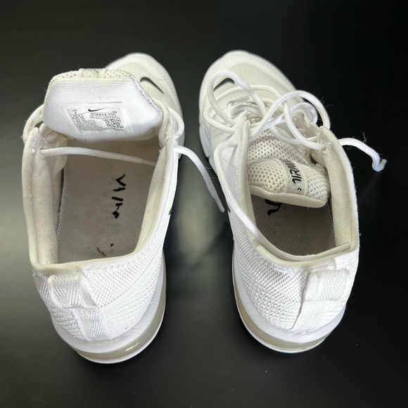 Nike Air Max - Picture 4 of 6